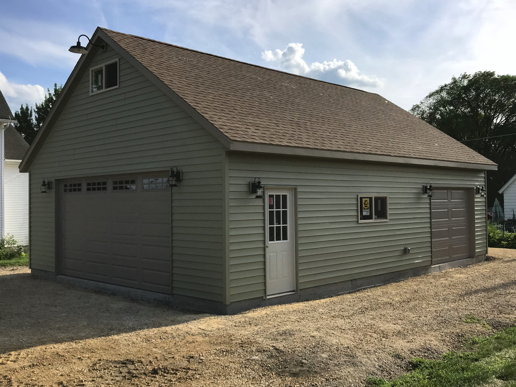 SE Wisc New 2 Car Garage American Garage Builders